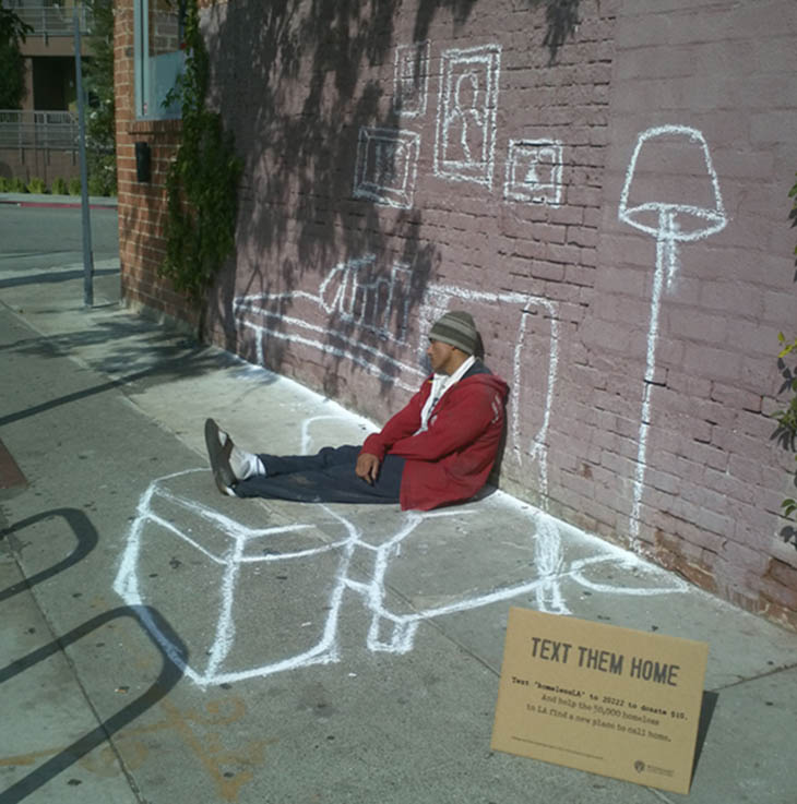 Text-Them-Home.-Street-Art-Project-for-the-homeless
