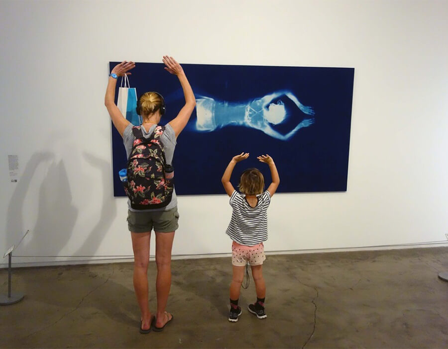 Como fazer seu filho se interessar por arte