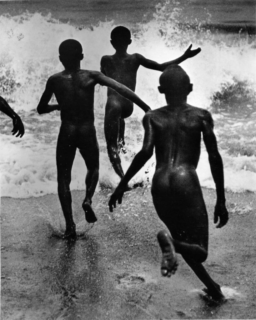 Três garotos no Lago Tanganyika - Martin Munkacsi, 1929