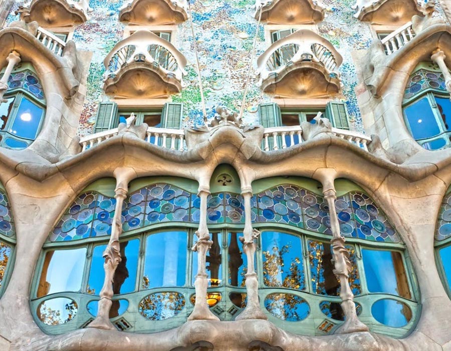 A Casa Batlló: 30 fatos curiosos da sua construção.