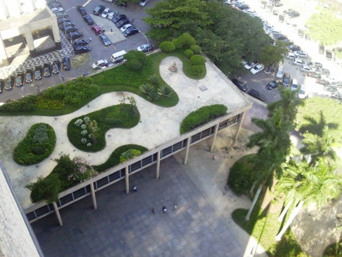 Jardim-terraço do prédio Gustavo Capanema