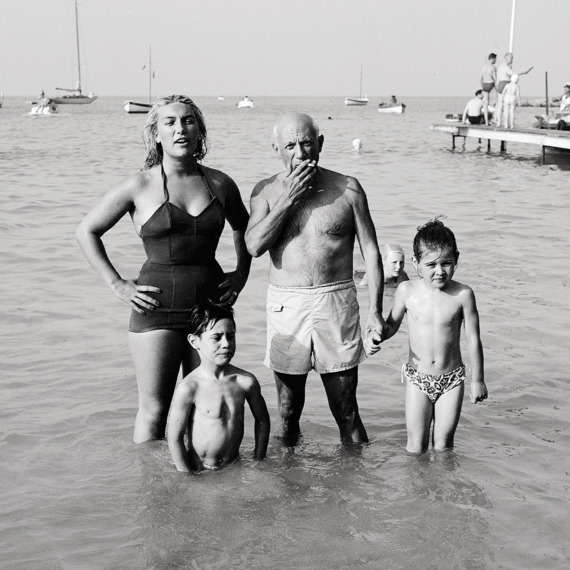 Como ser um artista: Picasso e familias na praia