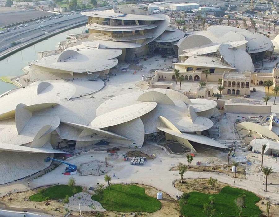 The-National-Museum-of-Qatar-by-Ateliers-Jean-Nouvel-00