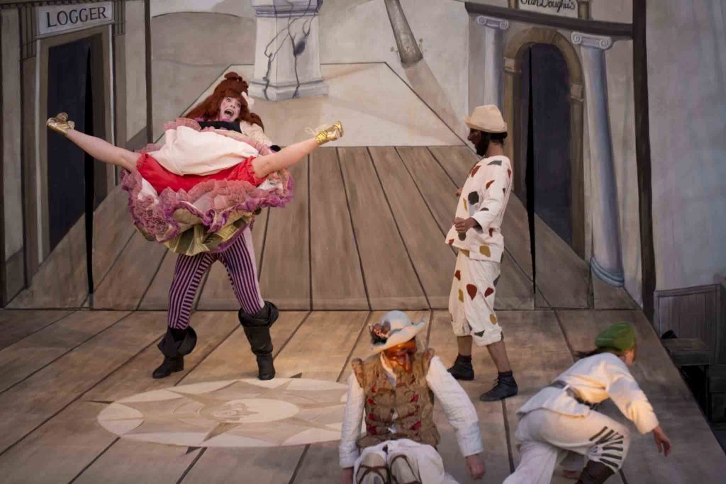 Espetáculo de commedia dell'arte