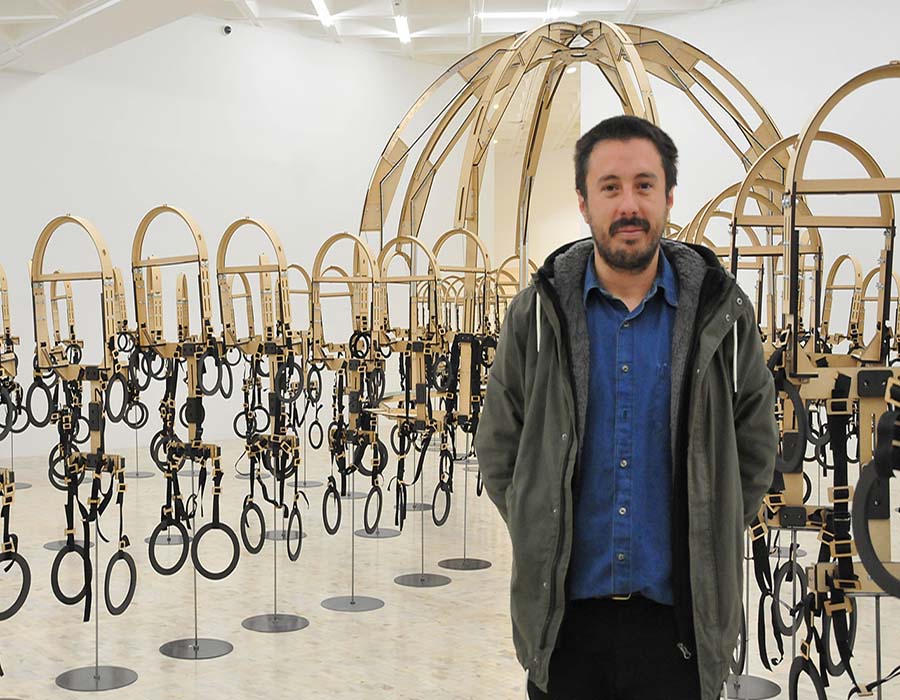Eduardo Navarro: artista argentino que une arte e ciência