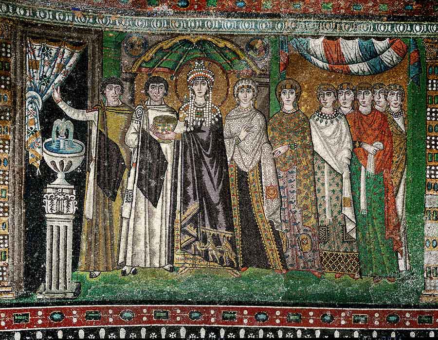 Justiniano, bispo Maximiano, e atendentes, mosaico na parede norte da abside, San Vitale, Ravenna, Itália, ca. 547