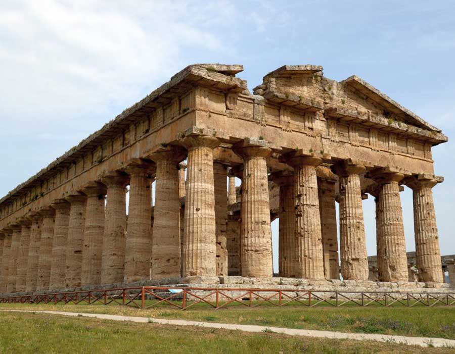 O Período Arcaico grego e suas diversas produções artísticas