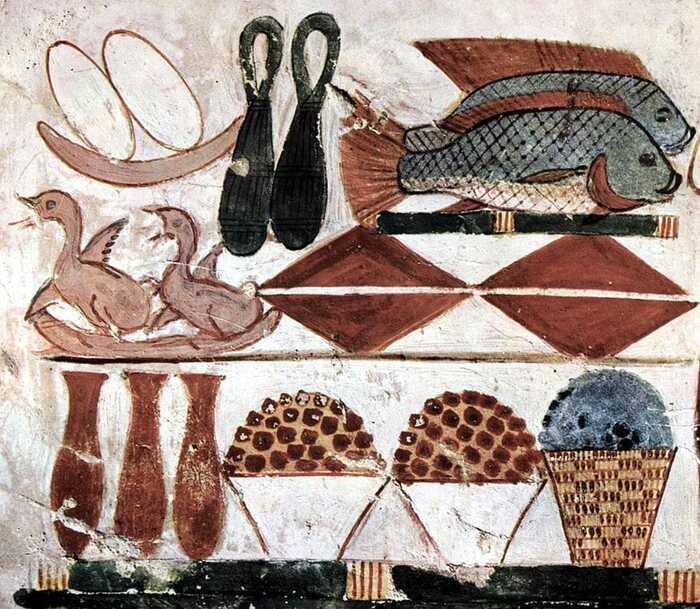 Um detalhe de uma cena de oferendas da câmara funerária de Menna (c. 1422-1411 aC); Maler der Grabkammer des Menna , Domínio público, via Wikimedia Commons 