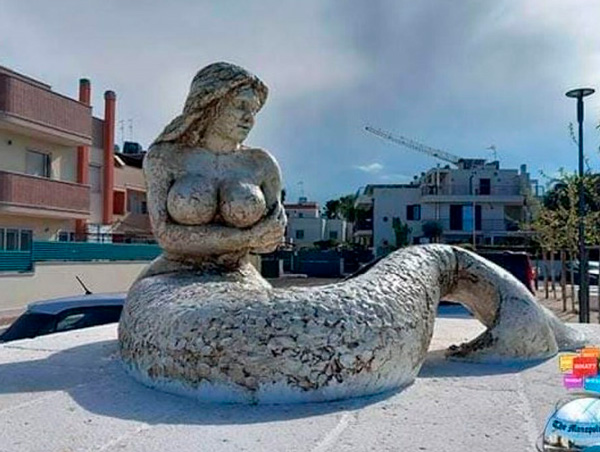 escultura de sereia