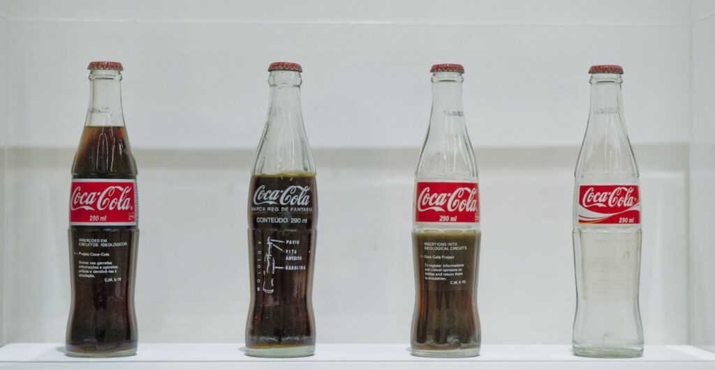 Inserções em Circuitos Ideológicos